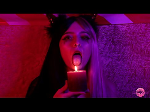 ❤️ Kirglik blowjob seksikalt succubusilt koos suu täitumisega ☑ Just porn at us ❌️❤